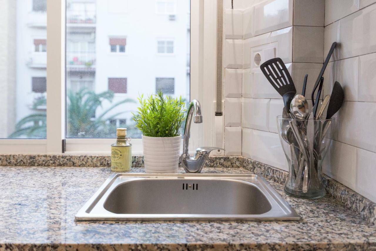 Апартаменты Apartamento Alameda De Colon Малага Экстерьер фото