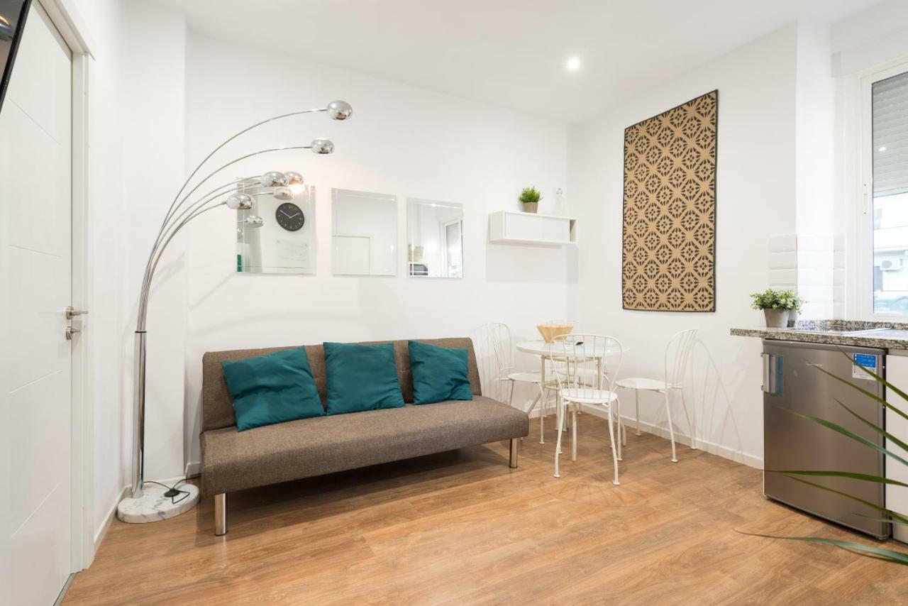 Апартаменты Apartamento Alameda De Colon Малага Экстерьер фото