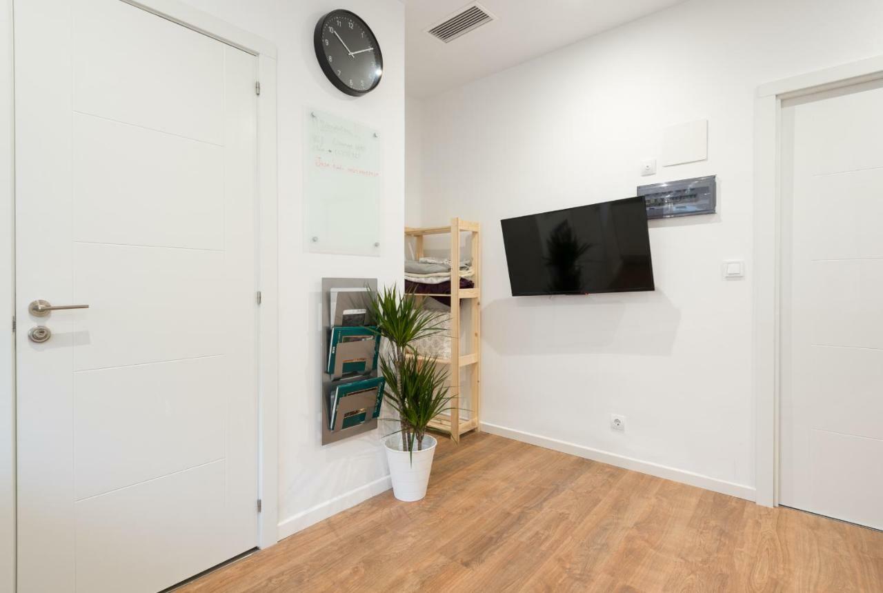 Апартаменты Apartamento Alameda De Colon Малага Экстерьер фото